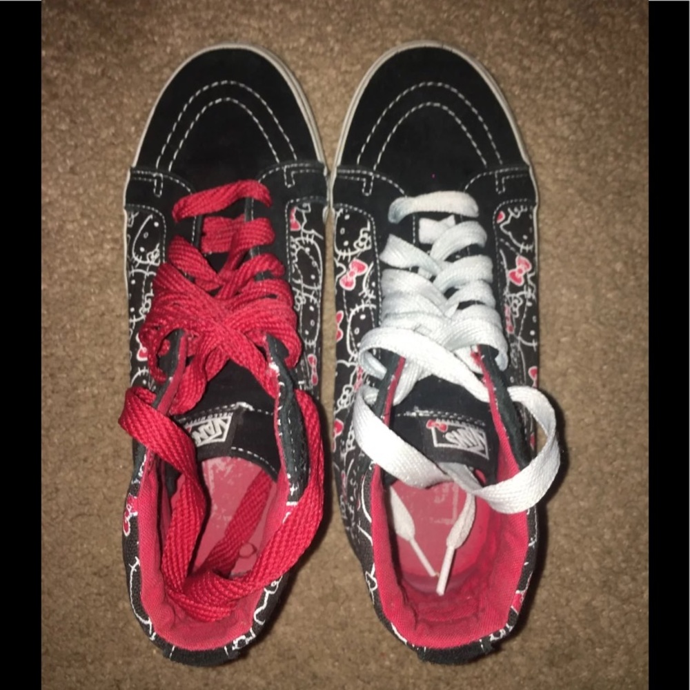 Hello Kitty Hi-Top Vans Size 7.5